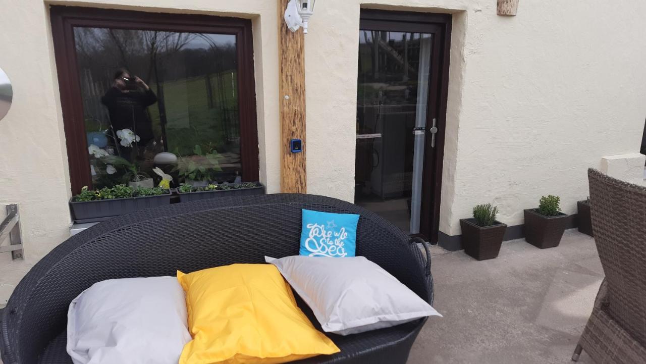 Wellness Ferienwohnung Biene Im Bergischen Land Much Exterior photo
